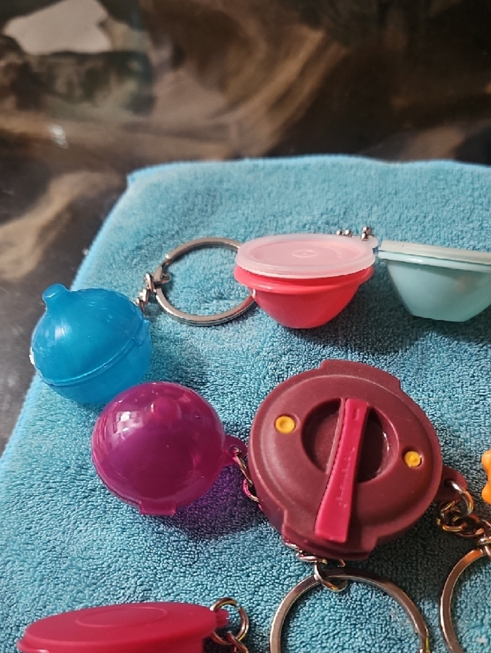 Huge Assorted Colorful Tupperware Keychain Set - Multi-Color - Picture 2 of 10